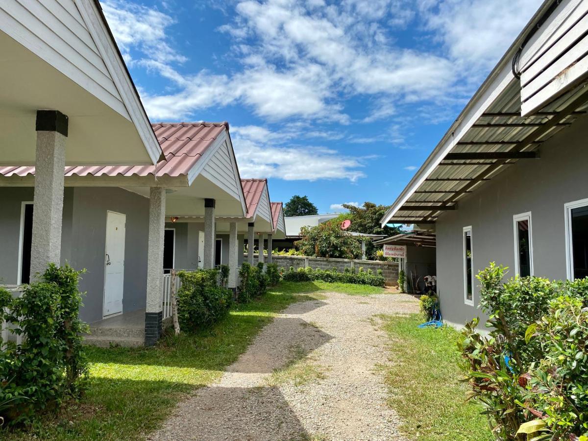 Huen Vasana Chiang Dao Hotel Eksteriør billede